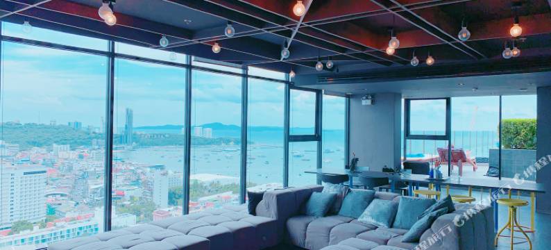 THE BASE芭堤雅海景酒店公寓(芭提雅中央商场海滩店)(the base sea view holiday)图片