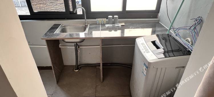 乐居公寓(湛江巴斯夫店)图片