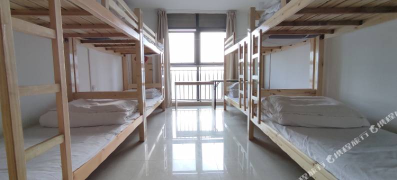 云喜青年旅社(苏州火车站店)图片