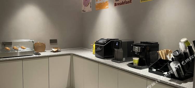 奕丘Comchill酒店(成都龙泉驿区龙华寺地铁站店)图片