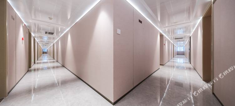 HiHotel(深圳南方科技大学塘朗地铁站店)图片