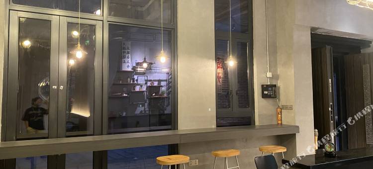 摆渡青年民宿(上下杭青年广场店)图片