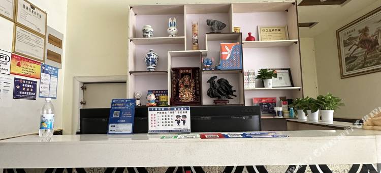 驿名主题宾馆(宿州东站店)图片