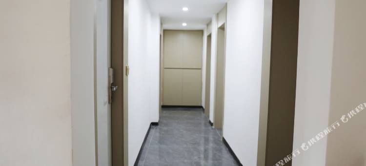 九天假日智能宾馆(陇南市第一人民医院店)图片