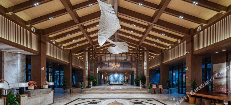 西畴隆兴山居酒店图片