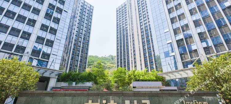 澜梦公寓(广州东站燕塘地铁站店)图片