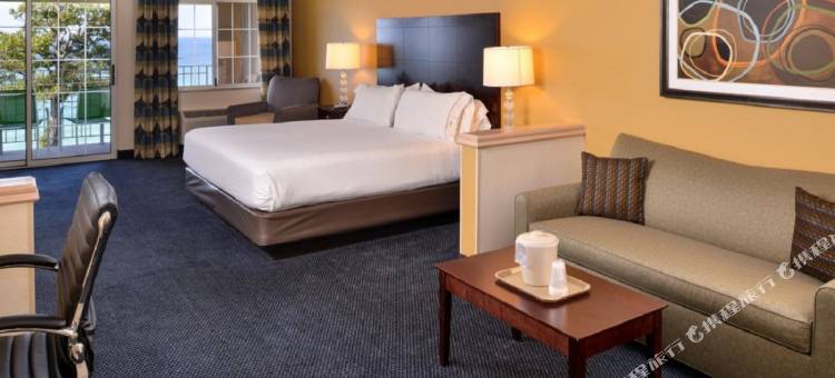 Holiday Inn Express & Suites ST。王永平(Holiday Inn Express & Suites ST. JOSEPH LAKEFRONT by IHG)图片