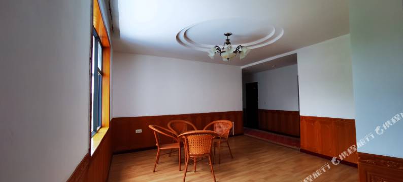 安龙双龙酒店图片