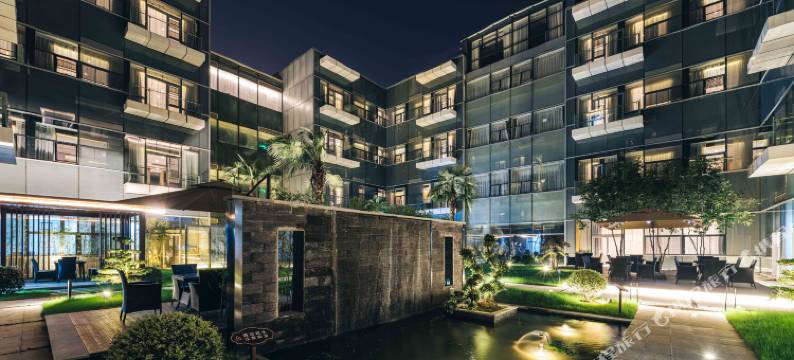 苏州工业园区东沙湖亚朵酒店图片