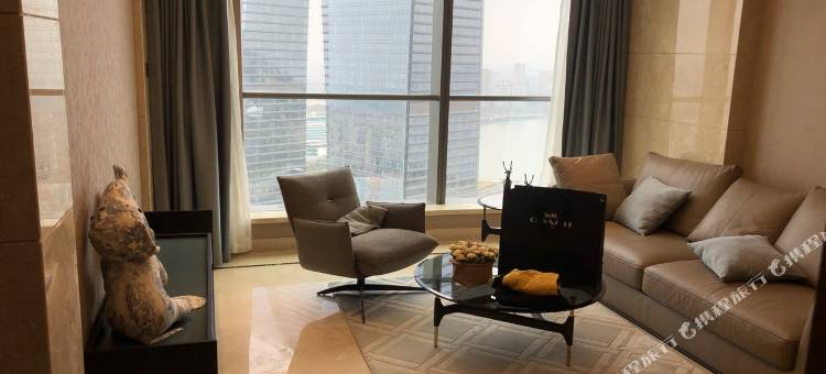 苏州凝望远方公寓(3号店)图片