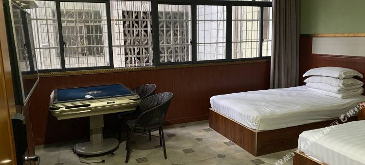 聚鑫旅馆(贵阳白云公园店)图片