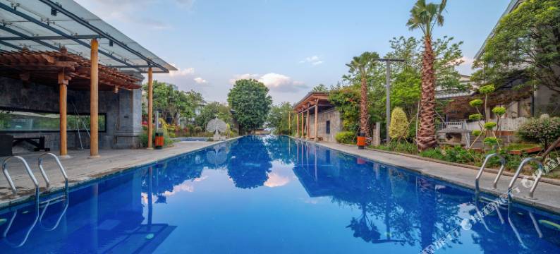 理想三旬民宿(大理古城南门店)图片