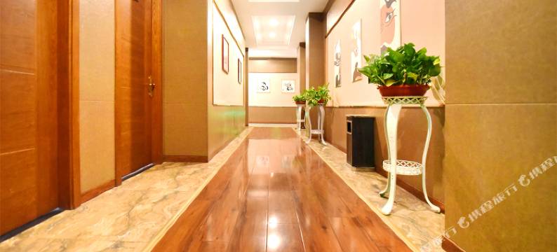 开江她他主题酒店图片
