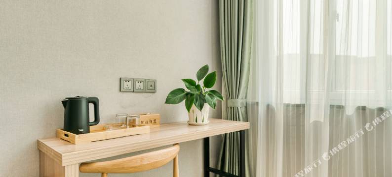 海宁米可酒店(银泰城店)图片