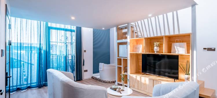 理想三旬民宿(大理古城南门店)图片