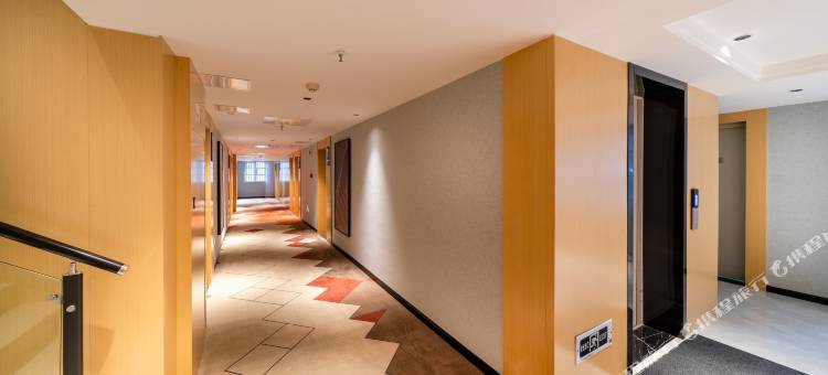 柏曼酒店(武汉天河国际机场盘龙城店)图片