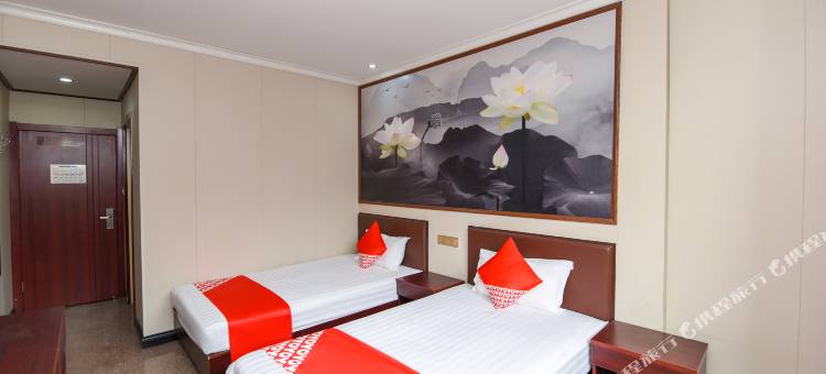 雅宿商务宾馆(新昌客运中心店)图片