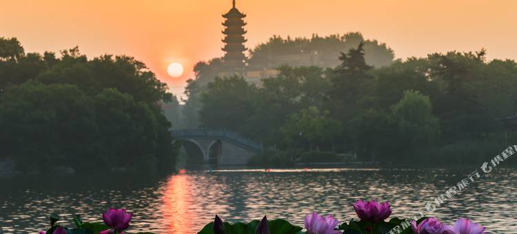 镇江兆和皇冠假日酒店图片