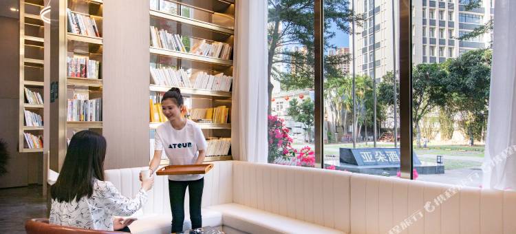海口高铁东站学院路亚朵酒店图片