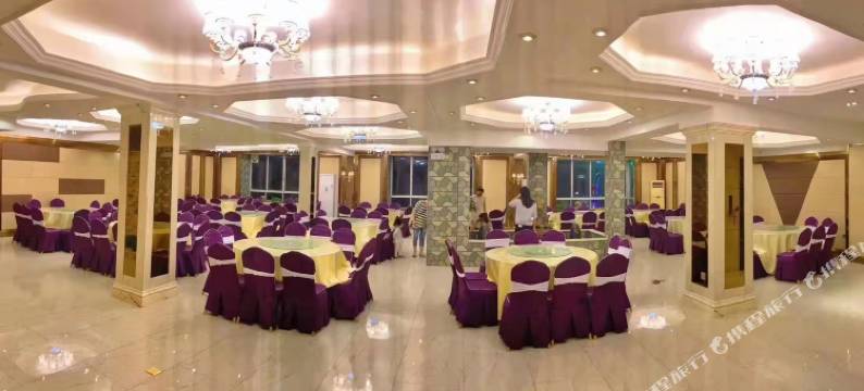 罗城凤麟城酒店图片