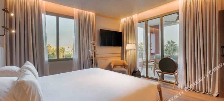 只有你马拉加酒店(Only You Hotel Málaga)图片