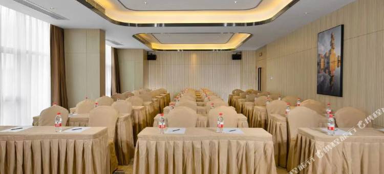 丽怡酒店(天津五大道小白楼地铁站店)图片