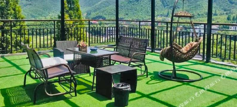 莫干山雨菲客栈(仙潭村风景区店)图片