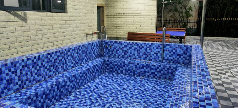 名源温泉度假别墅(清远清新温矿泉店)图片