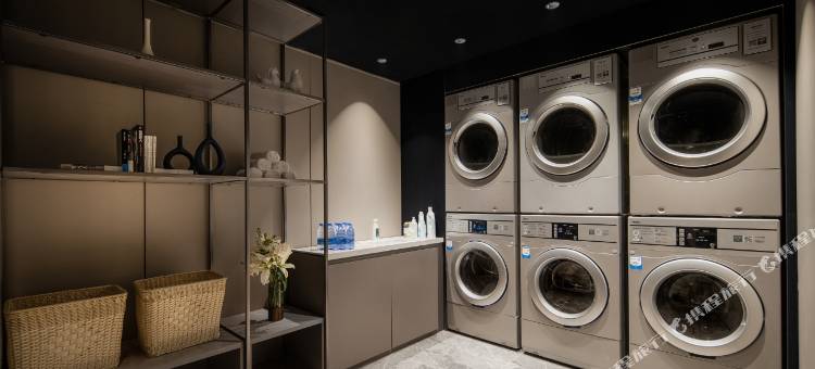 成都龙泉驿龙都南路亚朵酒店图片