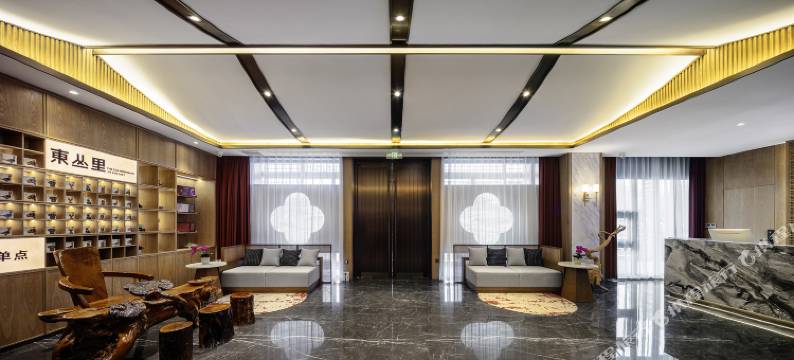 仟那酒店(赤峰高铁站松山万达广场店)图片