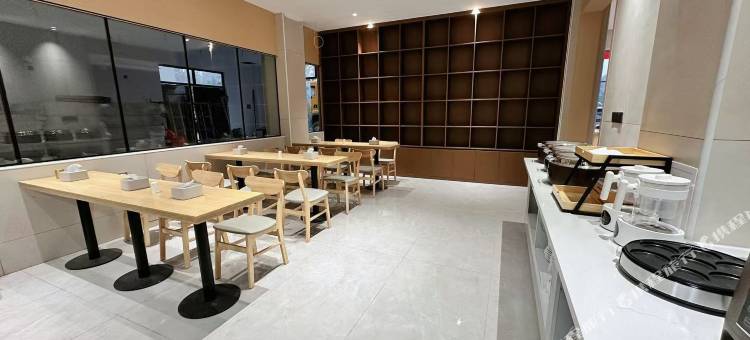 隐逸东方酒店(南宁吴圩国际机场店)图片