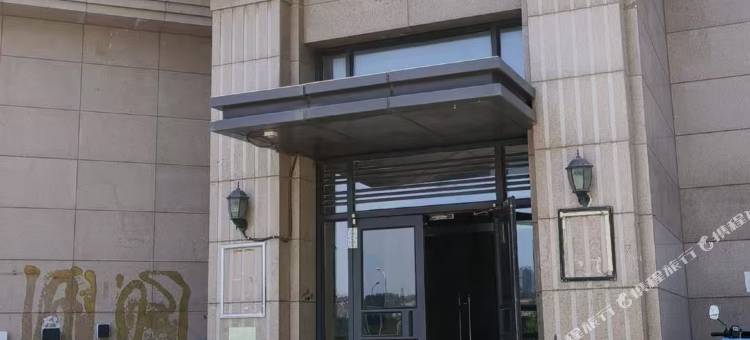 骏逸坊民宿(大连北站华南万象汇店)图片