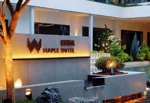 晚枫酒店·MAPLE HOTEL（万象滙购物中心奥林匹克体育中心店）外景图