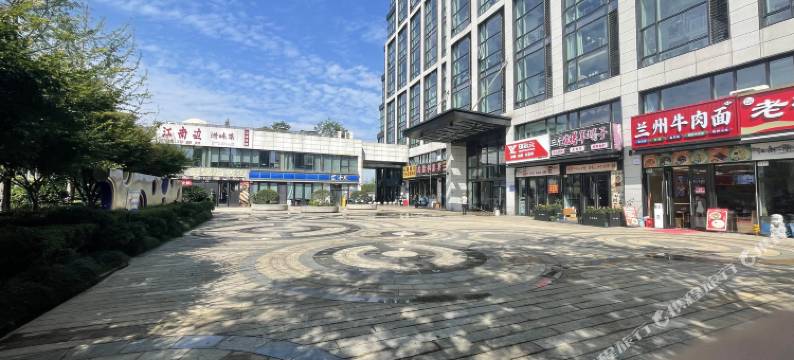 忆江南青年旅舍(星民地铁站店)图片