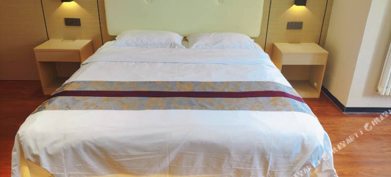 恋家精选酒店(德州万达店)图片