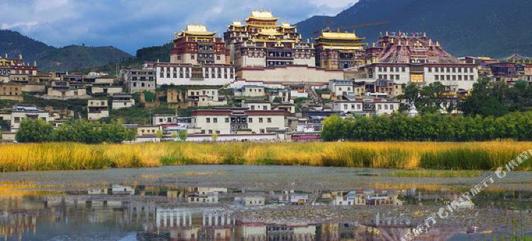 欢途・云泊・Cloud Haven・月光城畔恒压供氧度假美宿(独克宗古城店)图片