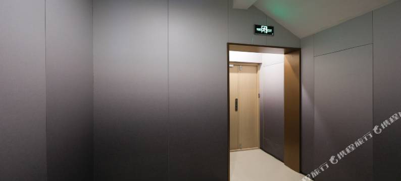 云端·澜居高空河景丨HighAltitude民宿(延吉延边大学网红墙店)图片