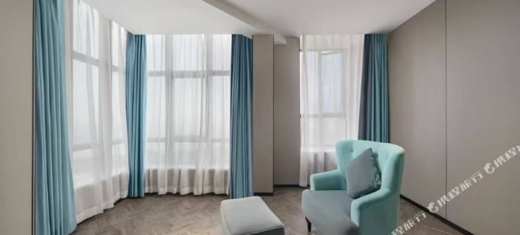 希岸·轻雅酒店(鹰潭市民广场店)图片