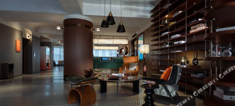 FUNGEE欢致酒店(长沙五一广场袁家岭地铁站店)图片