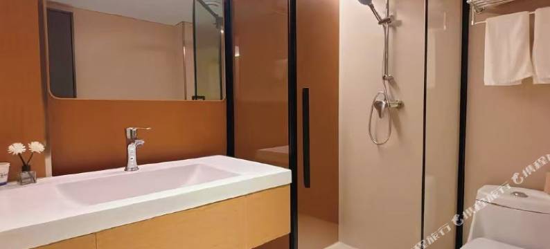 悠游电竞酒店(昆山花桥地铁站店)图片