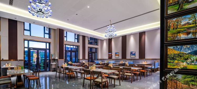 博尔登酒店(阿勒泰桦林公园店)图片