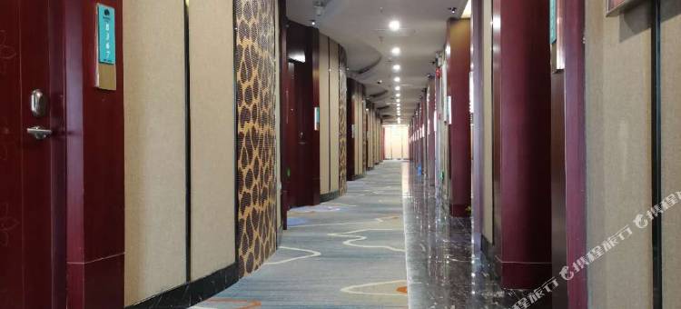 睿柏·云酒店(上海华江路虹桥机场店)图片