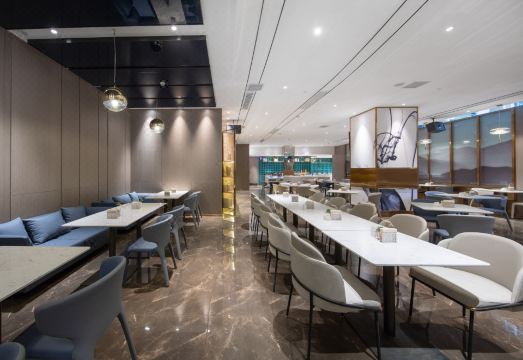 Atour Hotel Kunming International Convention and Exhibition Center Hotel Overview