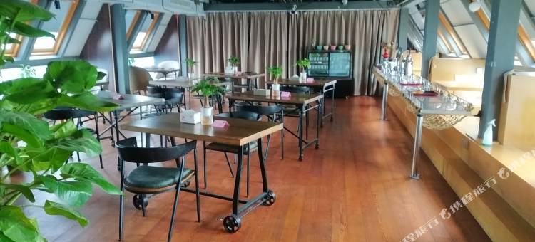 古南都亦闲公馆(南京大学云南路地铁站店)图片
