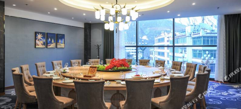 小金郦湾酒店图片