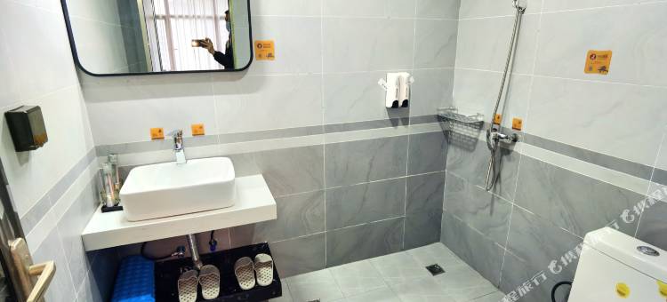 华驿酒店(广安火车站店)图片