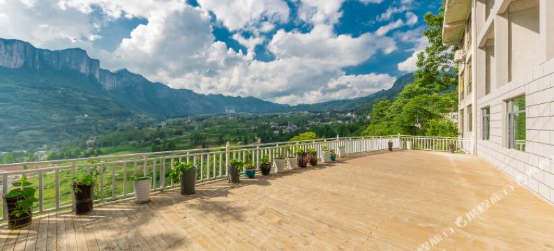 恩施大峡谷享自由度假酒店图片