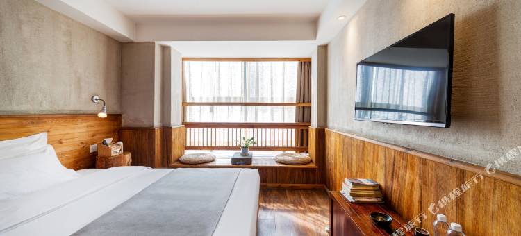 永阳坊艺术酒店(西安高新管委会体育馆地铁站店)图片