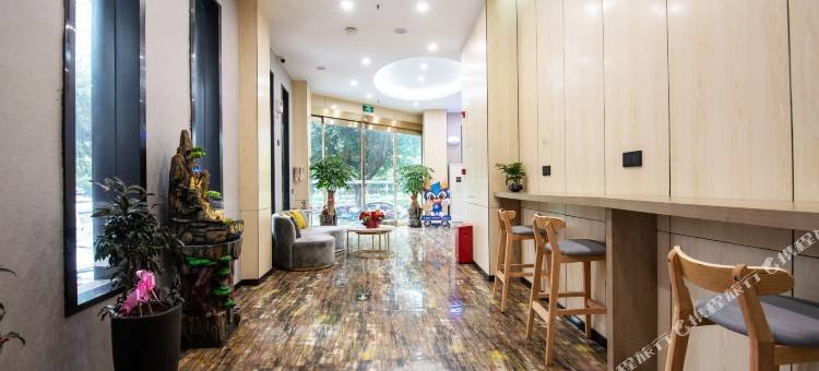 骏怡精选酒店(温州火车站梧田老街店)图片