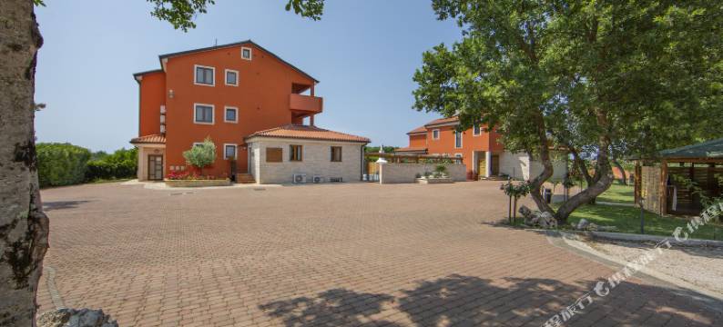 纳图拉酒店(Hotel Natura Vilanija)图片